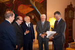 President receives members of the Brazilian Academy