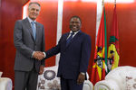 Com o Chefe de Estado de Moambique