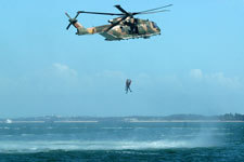 Demonstrao de Salvamento Martimo com Helicptero EH-101 Merlin